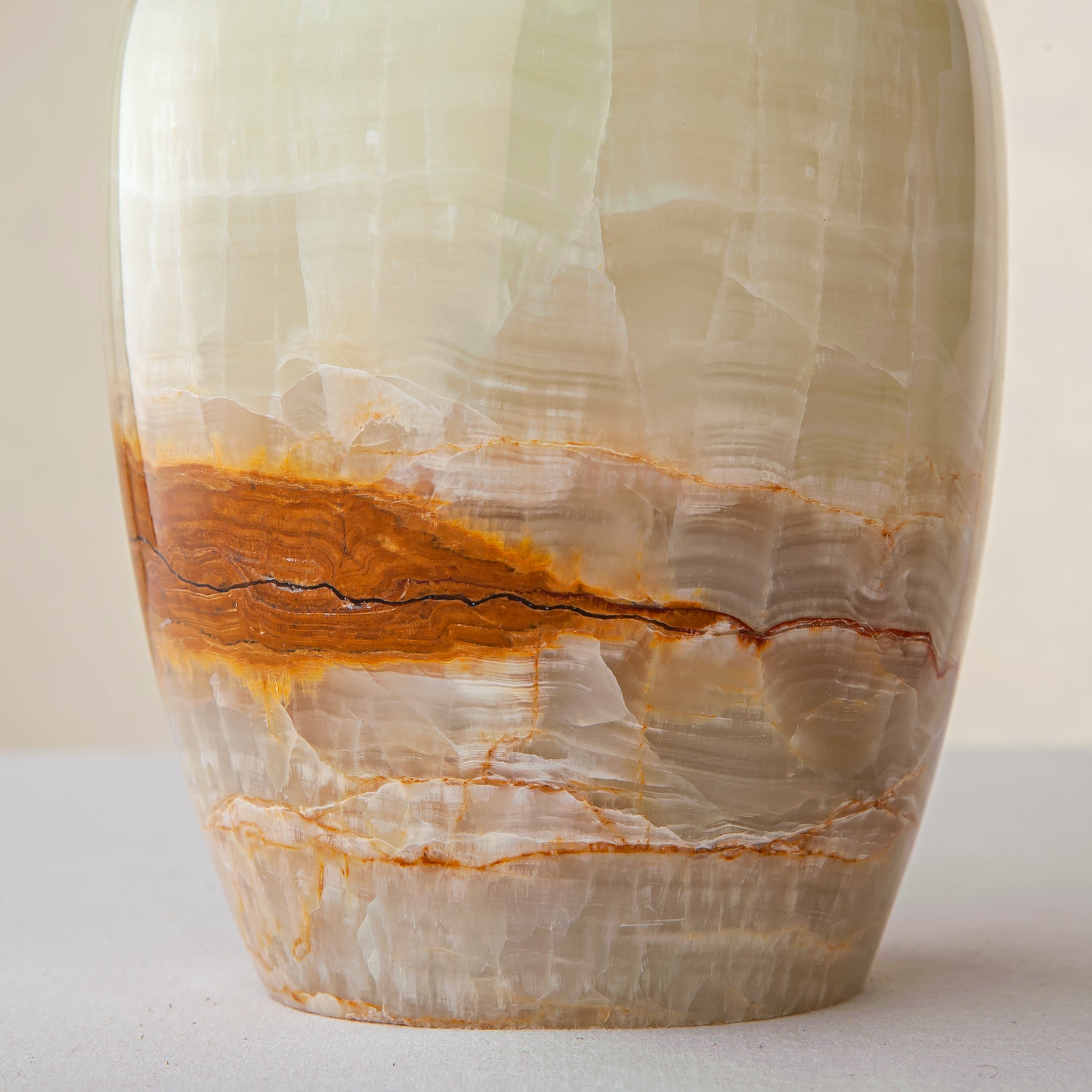 Therael Vase