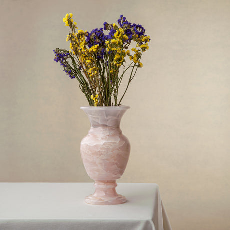 Blushé Vase