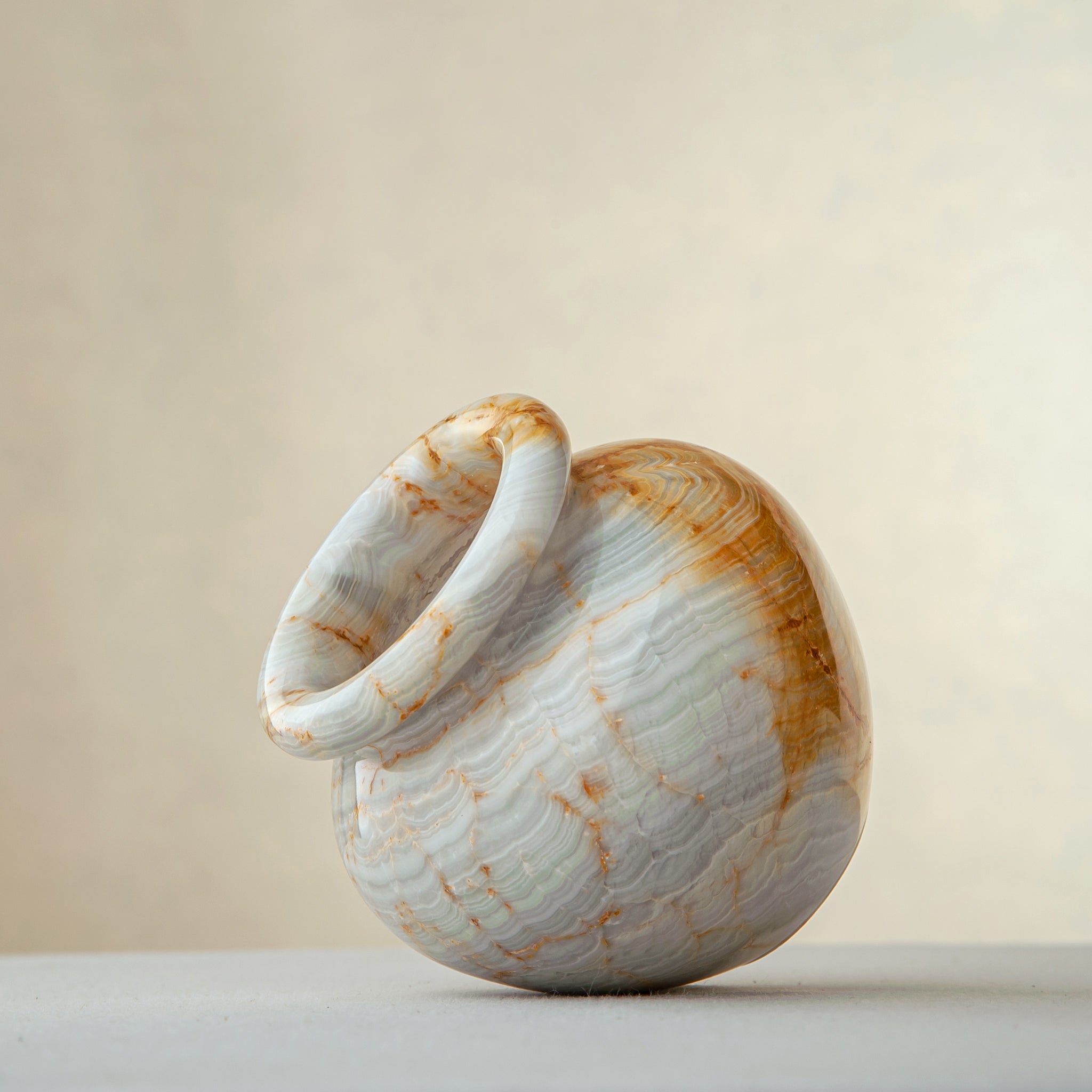 Helior Vase
