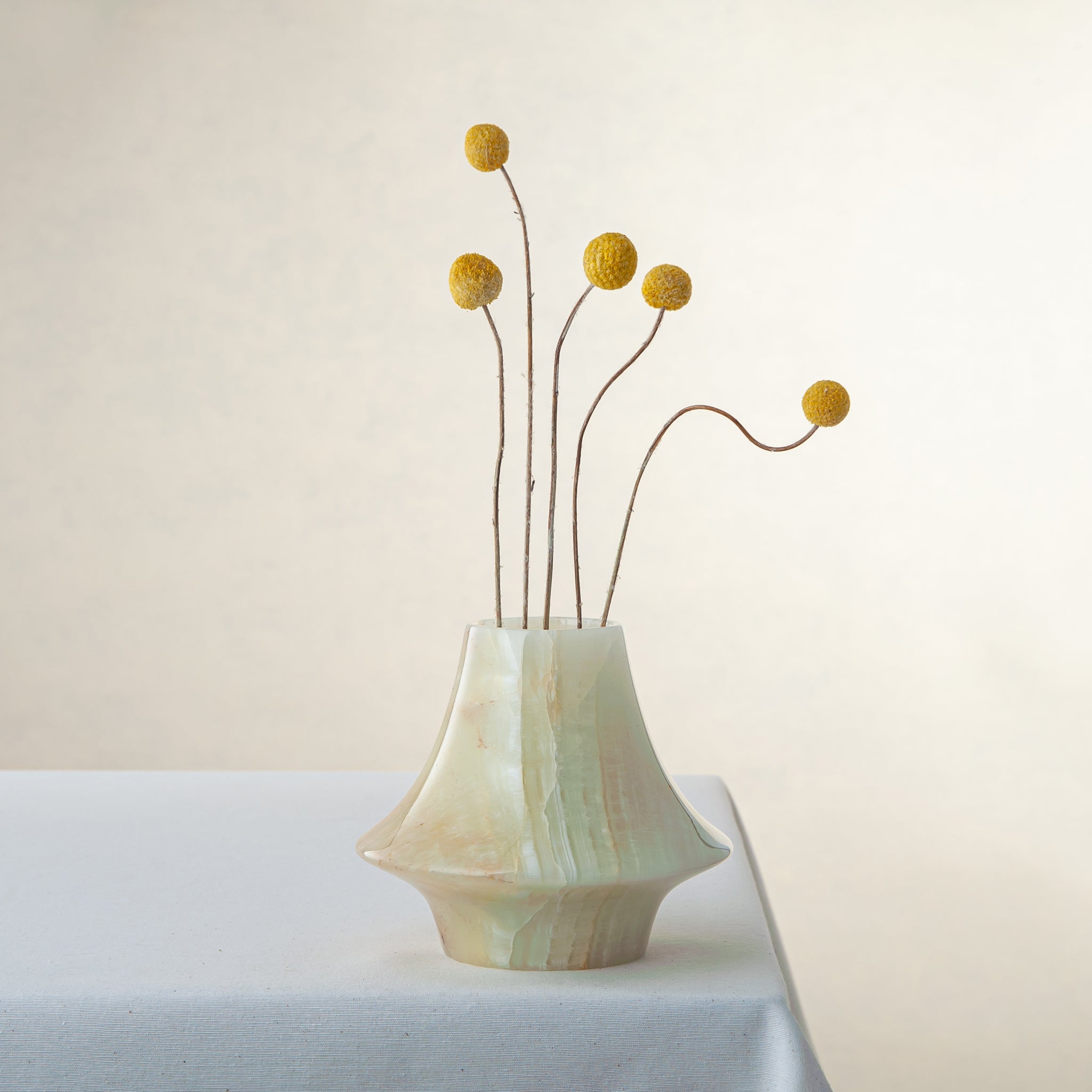 a decorative handcrafted Onyx Vase by Uniiqo Studio Berlin 