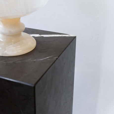 pietra Plinth Pedestal