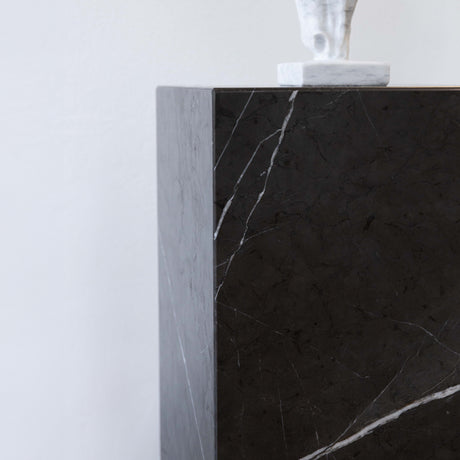 pietra Plinth Pedestal