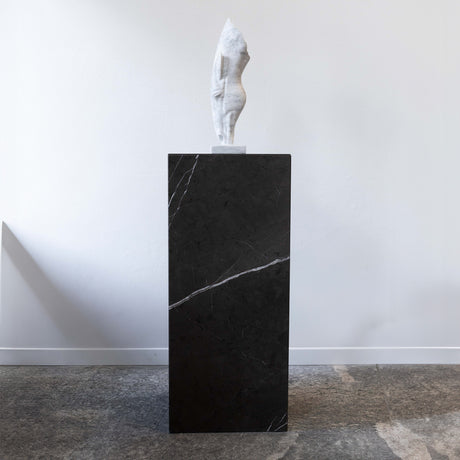 pietra Plinth Pedestal