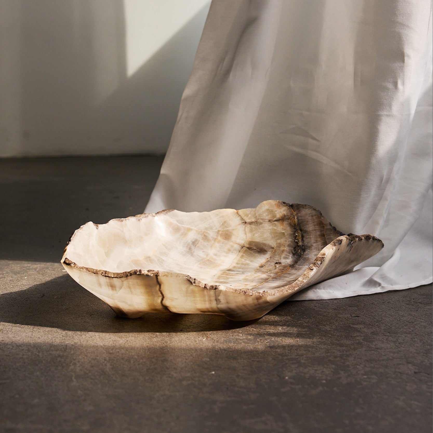 one of a kind collectible rare white onyx bowl by Uniiqo Studio