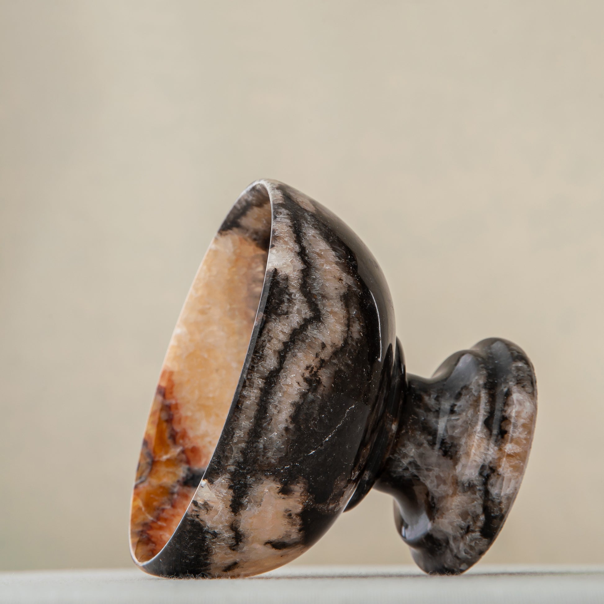 unique onyx bowl with translucent crystalline texture and bold contrast as centerpiece
