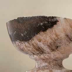 handcrafted onyx bowl with translucent beige tones and natural veining for luxury table decor
