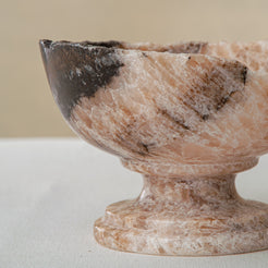 handcrafted onyx bowl with translucent beige tones and natural veining for luxury table decor
