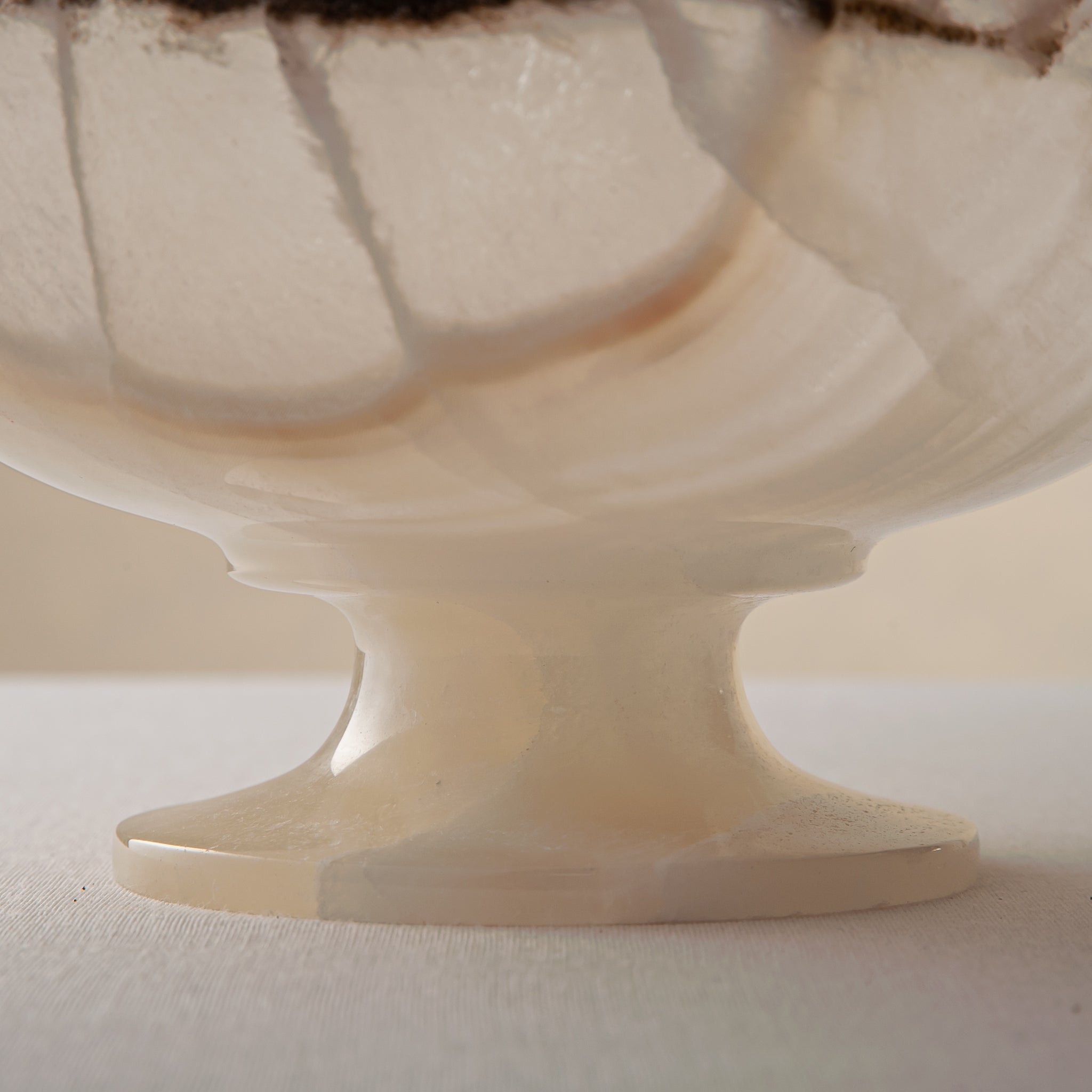 handcrafted onyx bowl ivory translucent stone with dark edge decorative centerpiece
