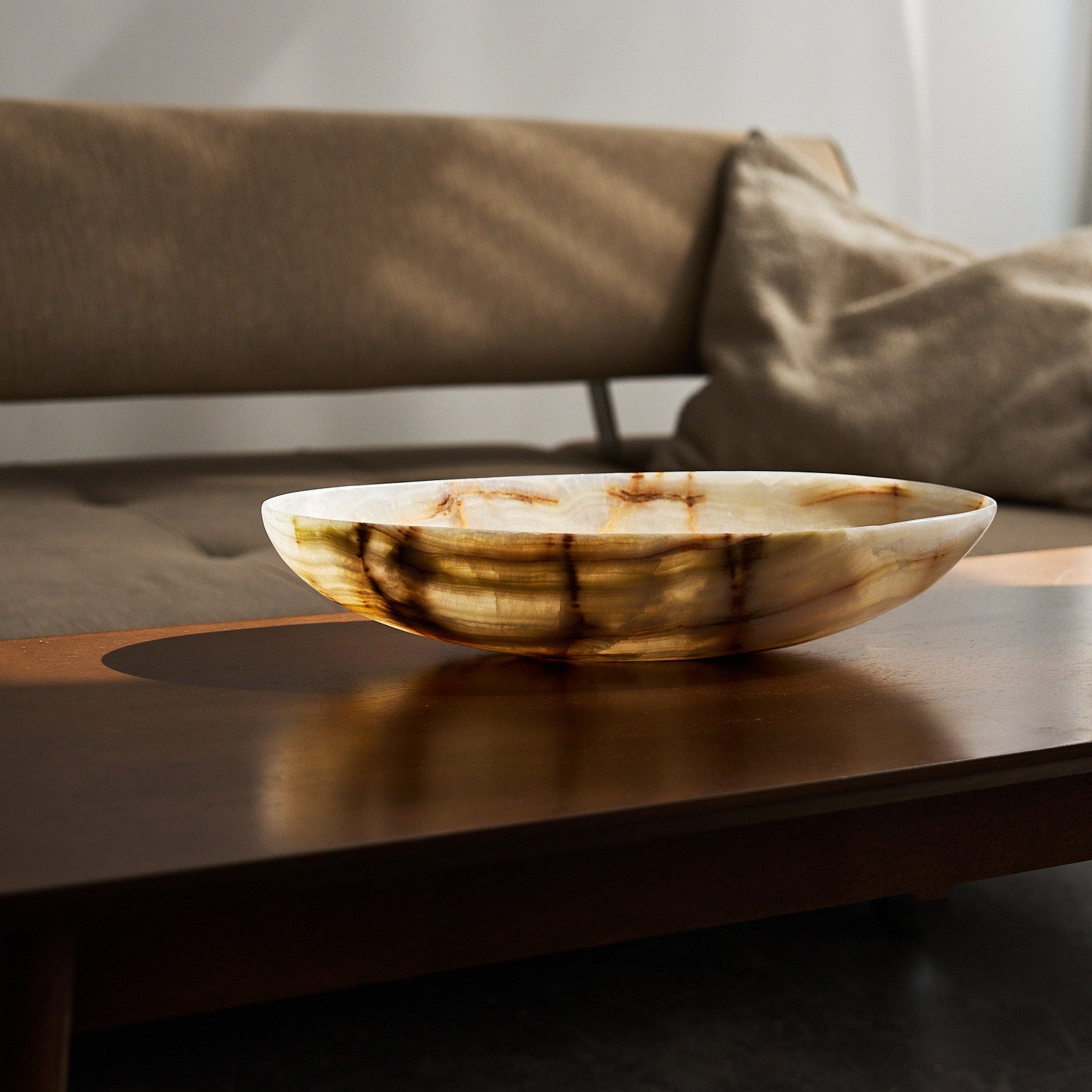 oval onyx bowl translucent in cream onyx 