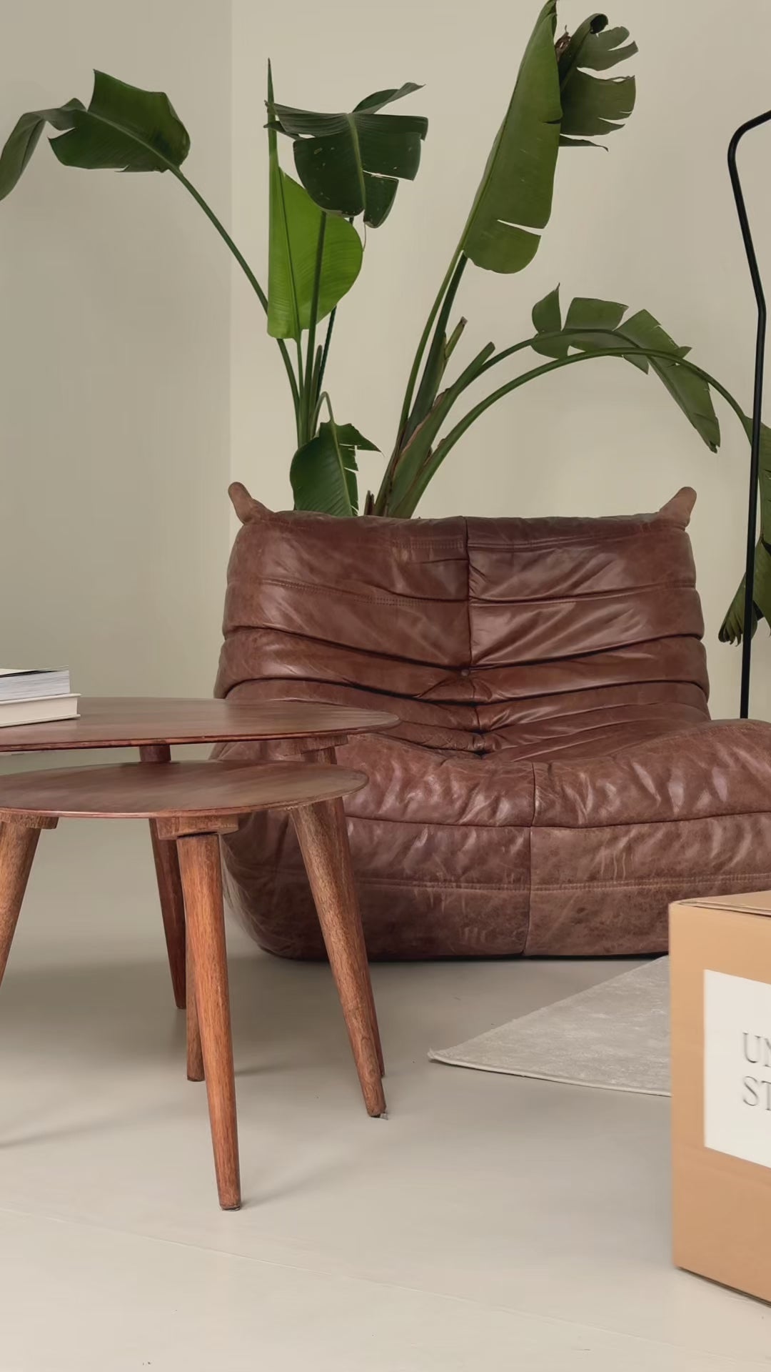 Video laden: Unboxing of Uniiqo Studio marble decor