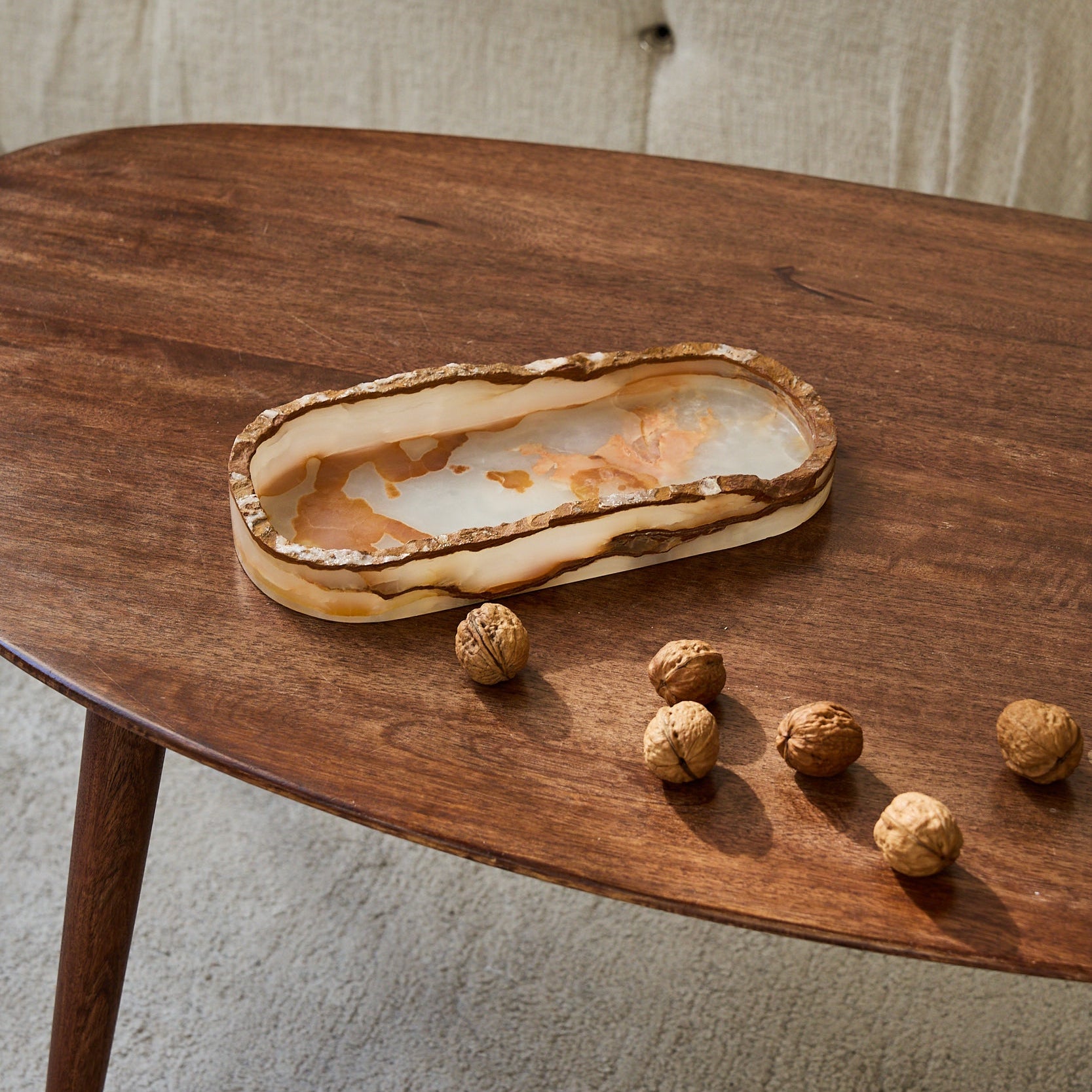 White and brown onyx tray, translucent with rough edges